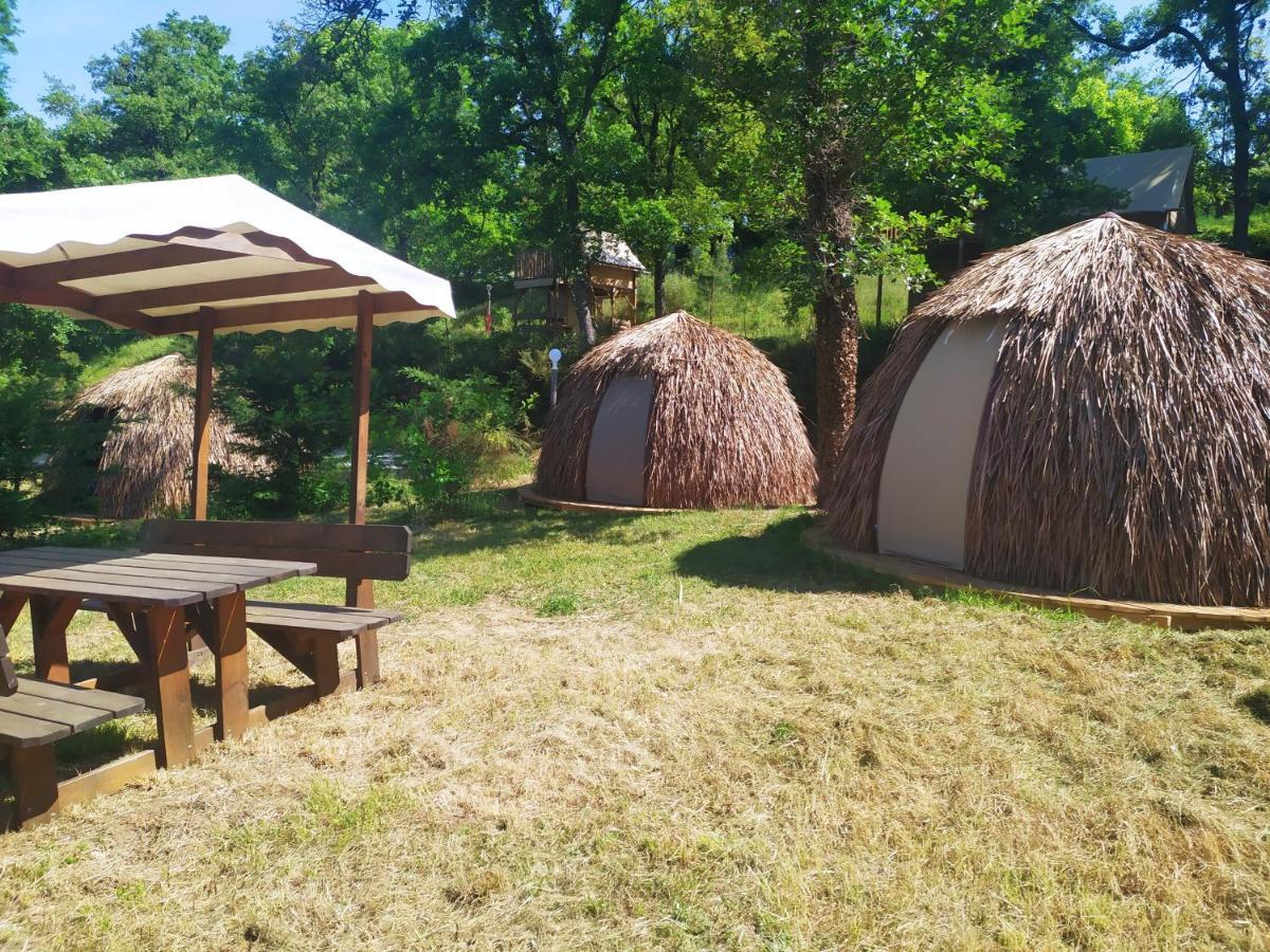 Camping Domaine De Senaud Albon Εξωτερικό φωτογραφία