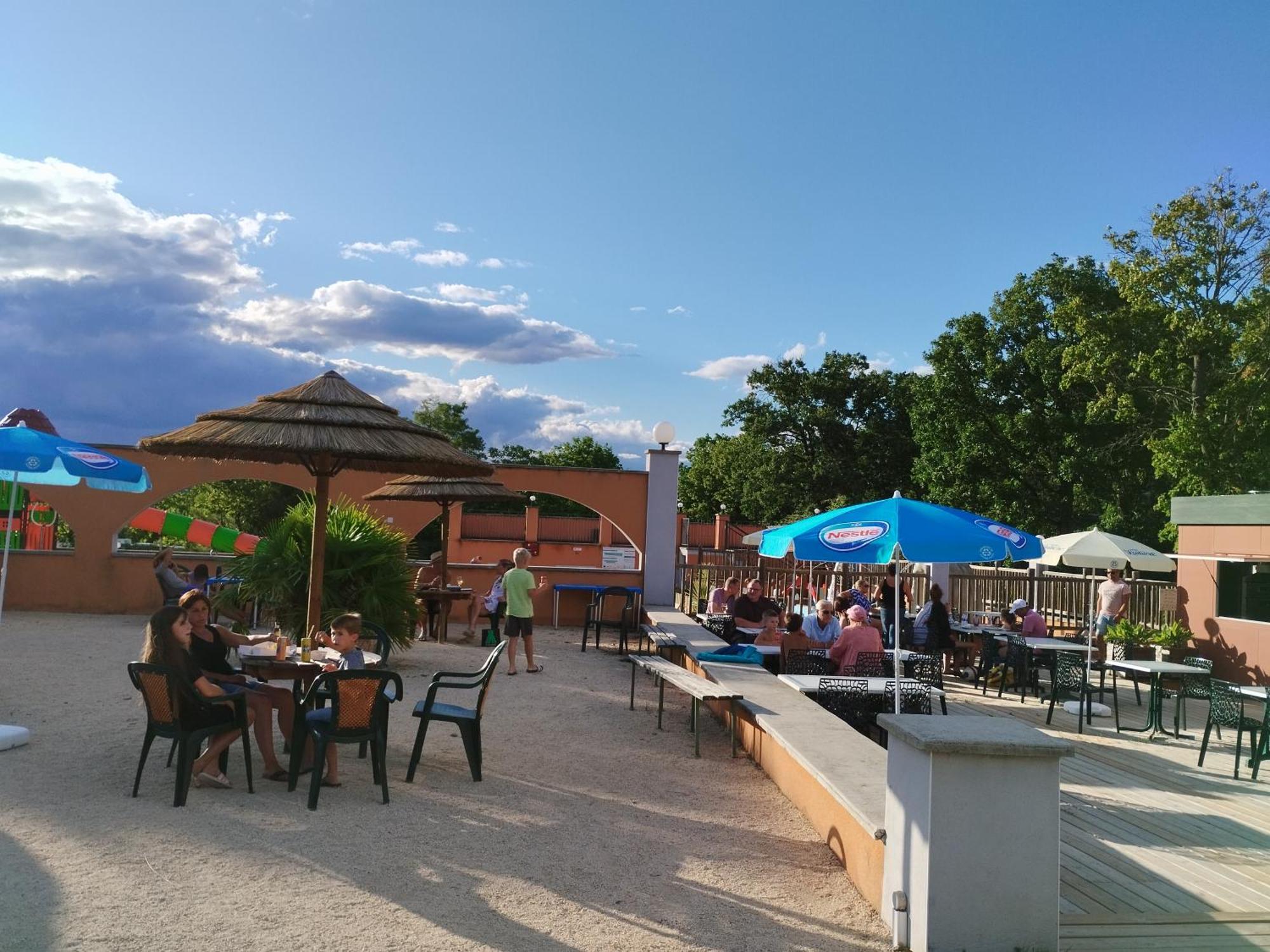 Camping Domaine De Senaud Albon Εξωτερικό φωτογραφία